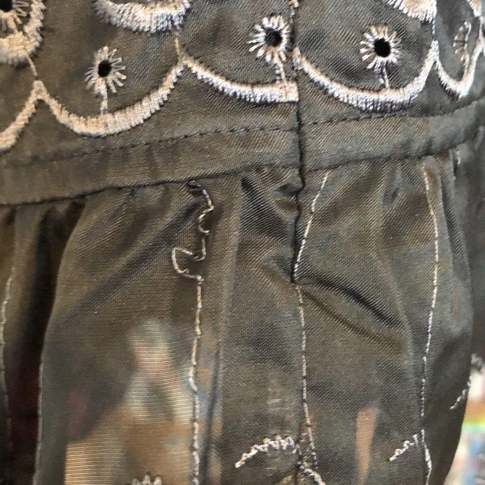 NWT H&M Black Eyelet/ Peasant Skirt Sz 14 - Picture 6 of 9